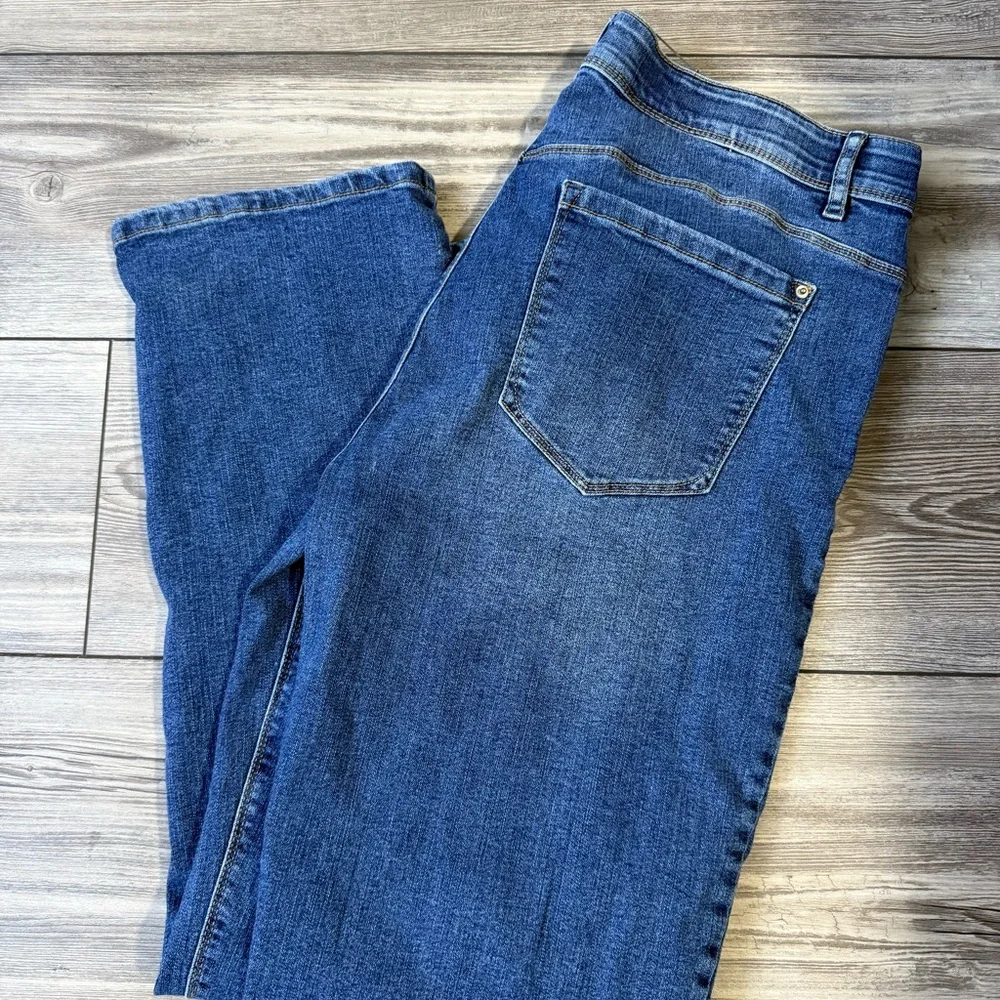 CURVE Appeal Women’s Jeans Straight Classic Plus Size Jeans Size 14 - Picture 2 of 8